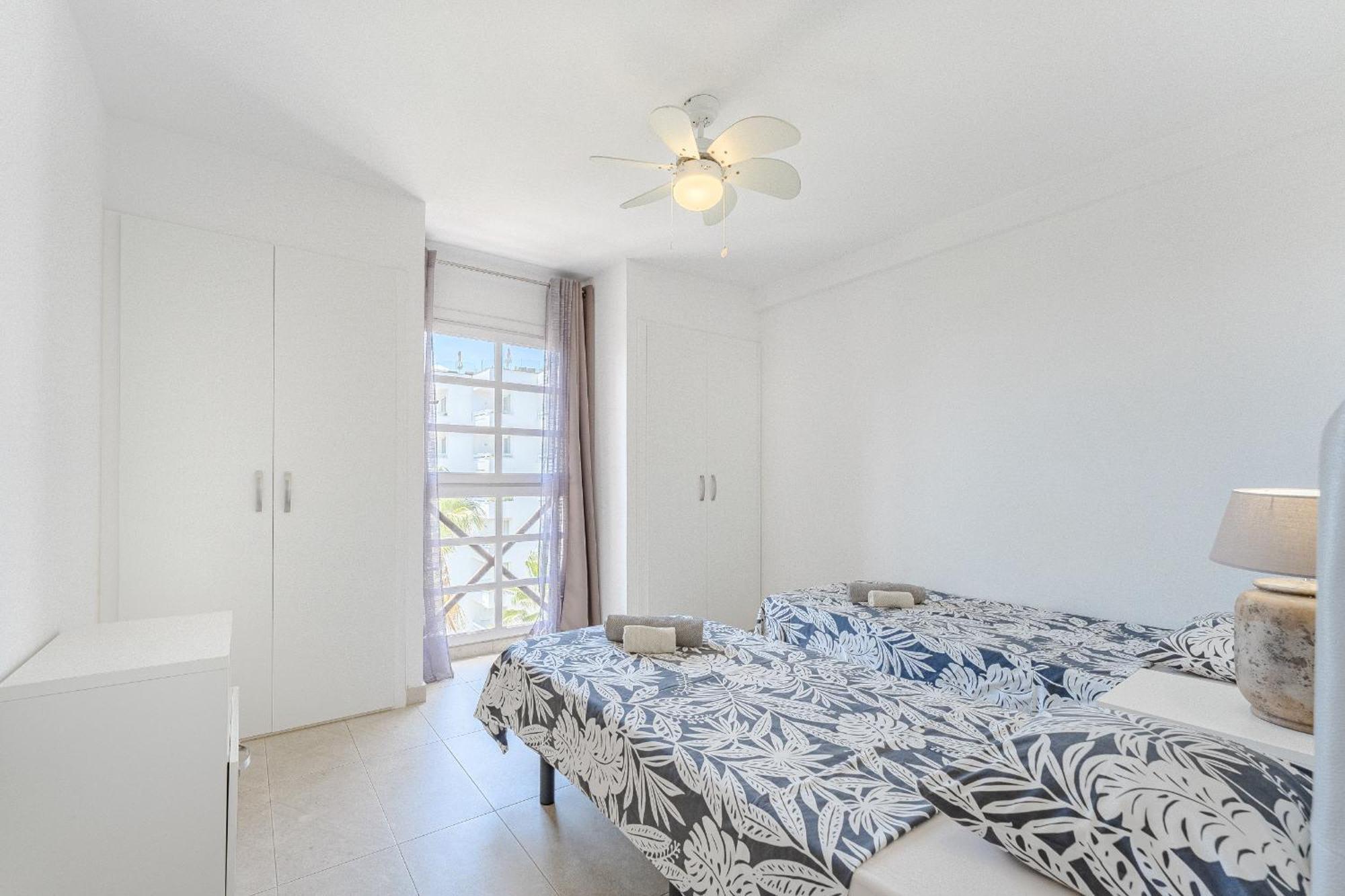Duplex In Complex Andorra Apartment Арона Екстериор снимка